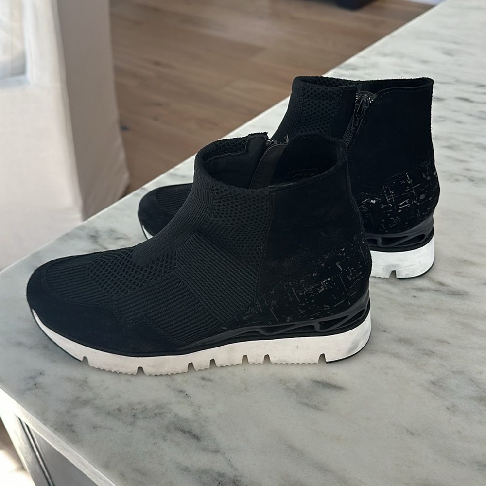 Softwaves Booties - image 3